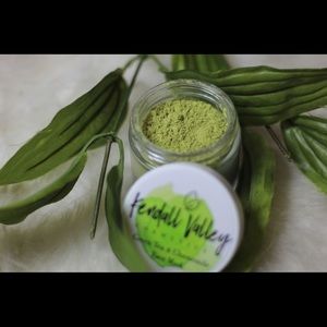 Green Tea & Chamomile Face Mask